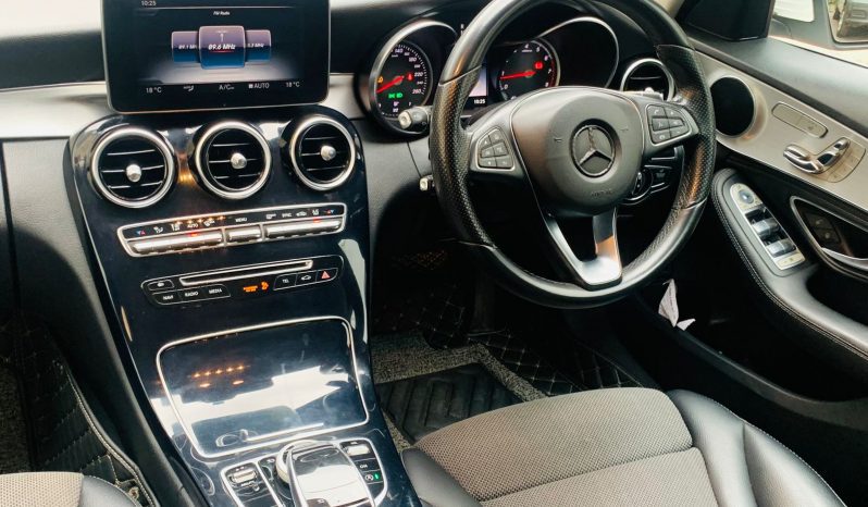Mercedes Benz C180 2015 full