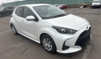 Toyota Yaris X 2022 full