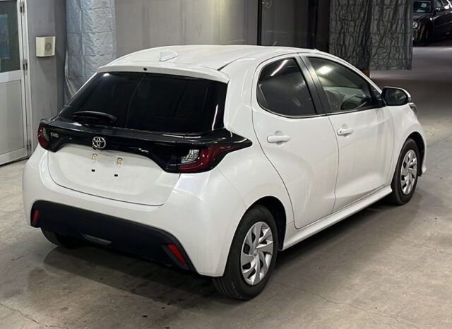 Toyota Yaris X 2022 full