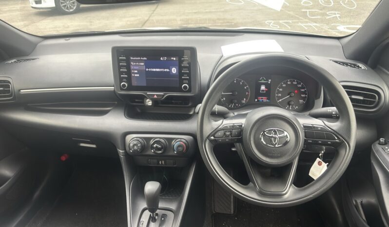 Toyota Yaris X 2022 full