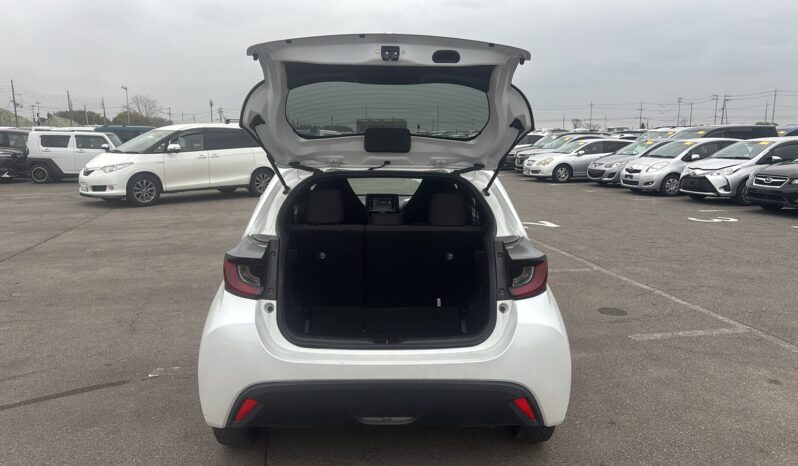 Toyota Yaris X 2022 full