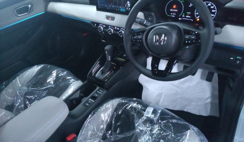 Honda Vezel Z Play Premium E:HEV 2025 full