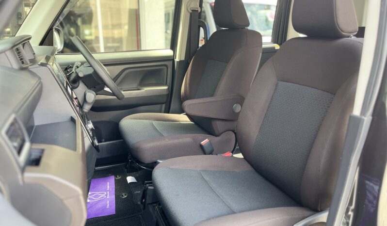 Toyota Roomy G 2023 full