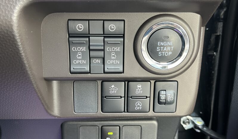 Toyota Roomy G 2023 full