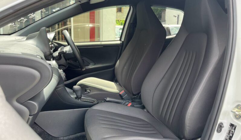 Toyota Yaris X Limited 2025 full