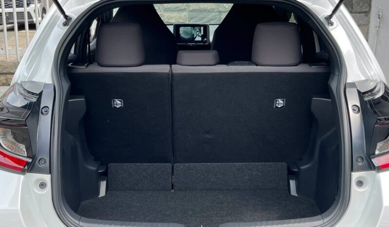 Toyota Yaris X Limited 2025 full