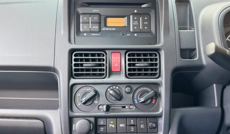 Suzuki Carry KX Custom 4wd Truck 2024 full